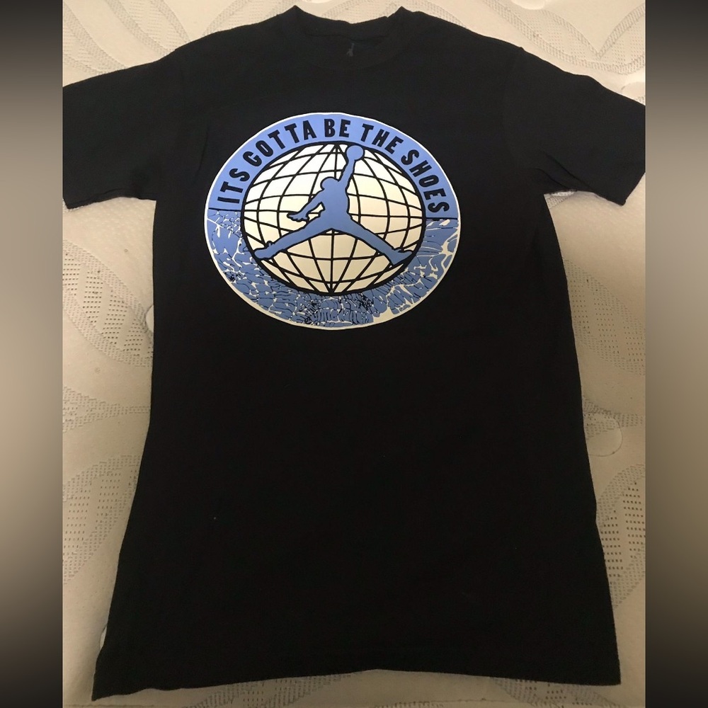 Mens Air Jordan “its gotta be the shoes” Shirt Size M